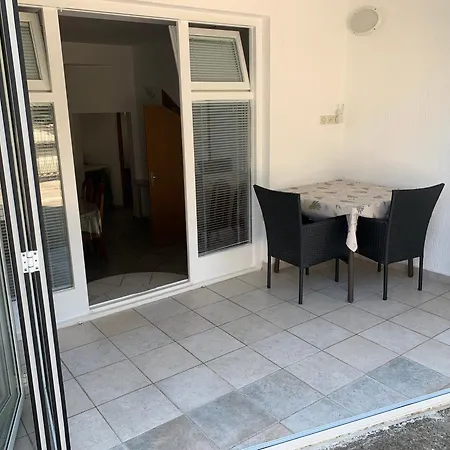 Apartman Auer * Pula